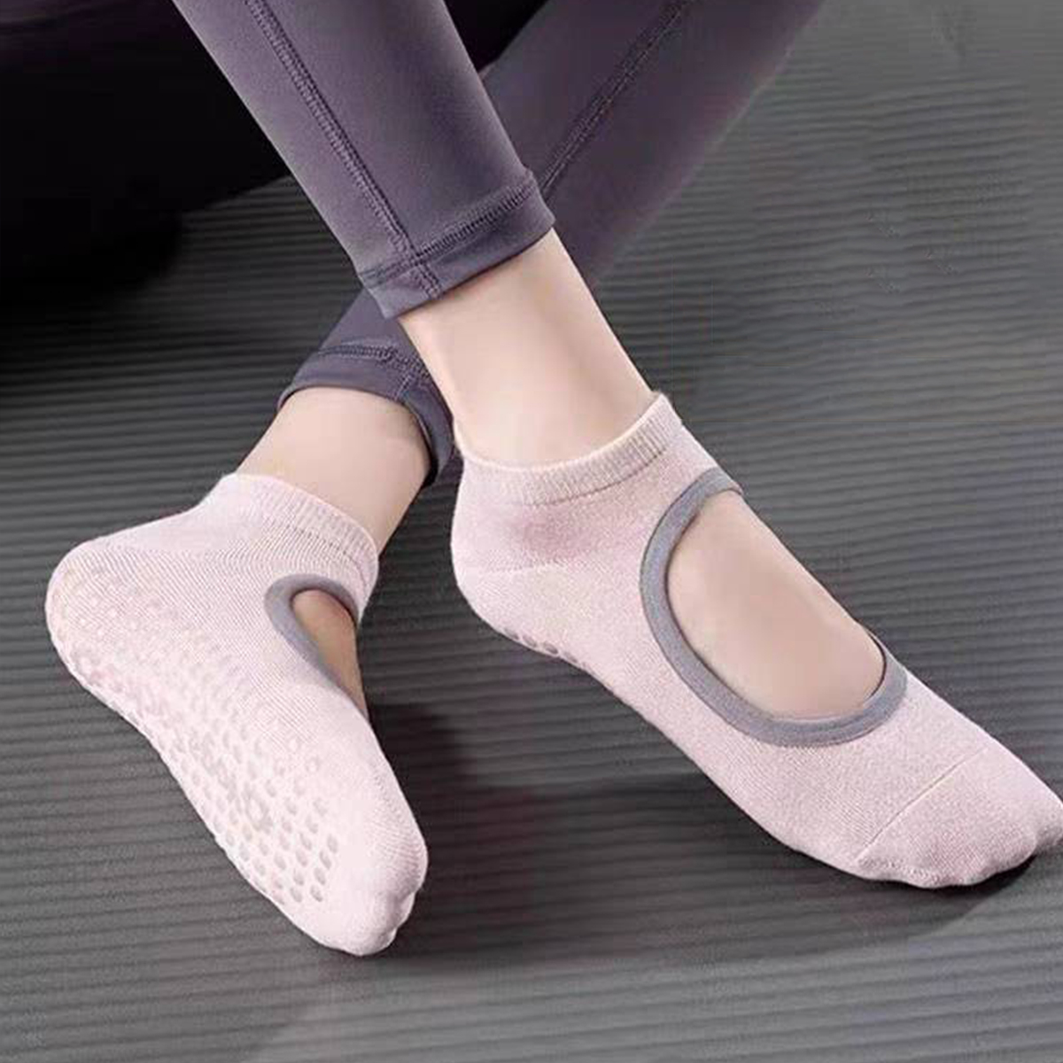Non-Slip Yoga Socks for Women  - Grip Sock Yoga 评论和价格